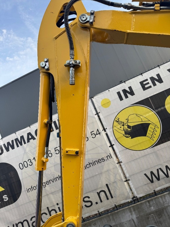 Komatsu PC 26 MR-3 - Mini escavadeira: foto 3 Komatsu PC 26 MR-3 - Mini escavadeira: foto 3