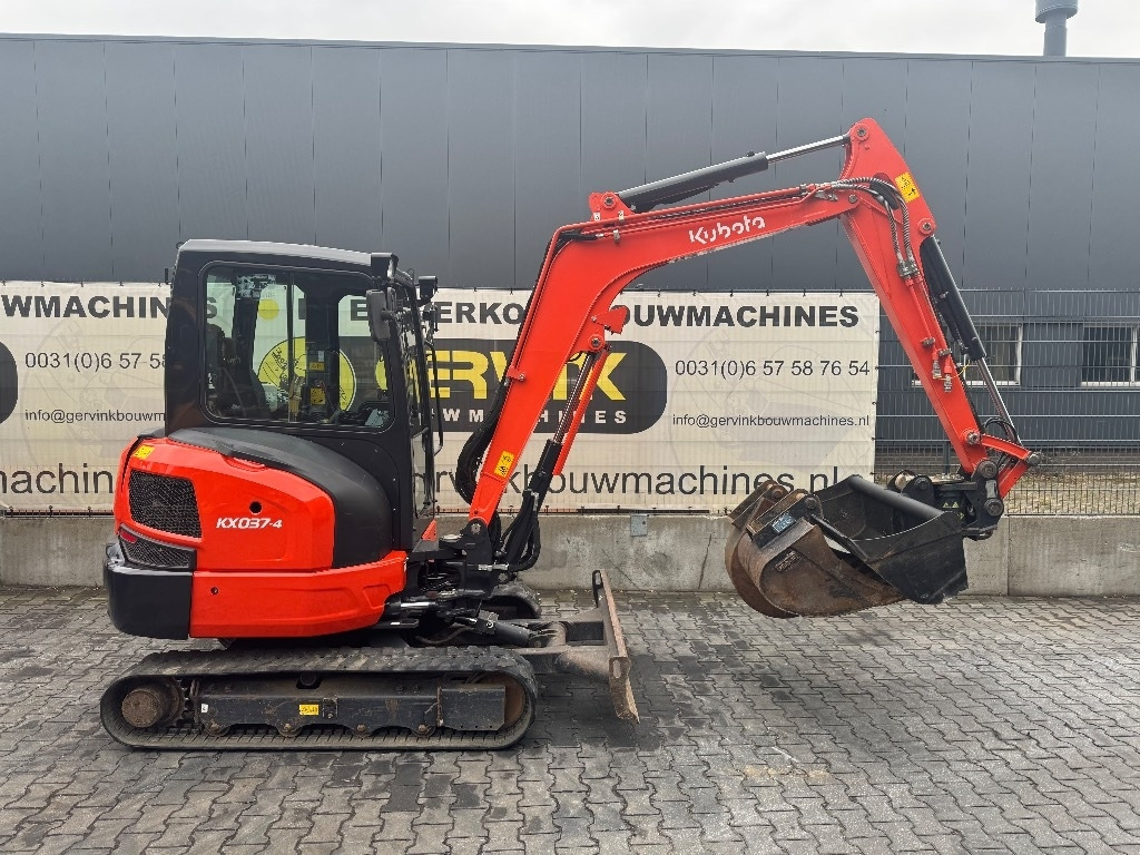 Kubota KX 037-4 - Mini escavadeira: foto 2 Kubota KX 037-4 - Mini escavadeira: foto 2