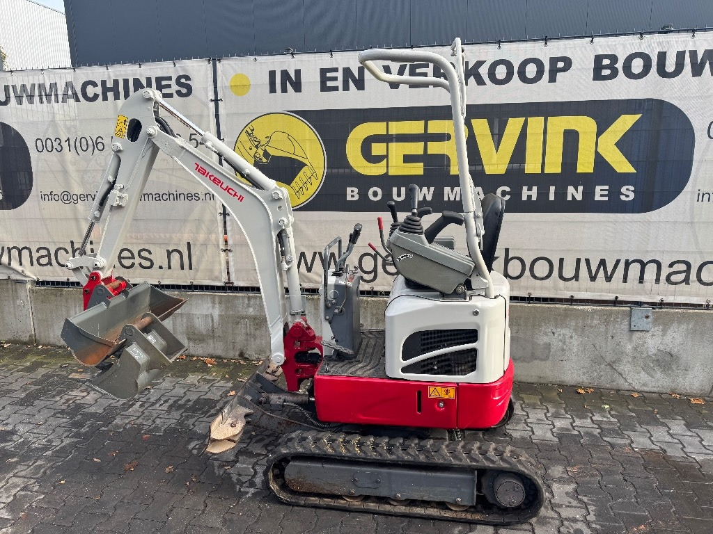 Mini escavadeira Takeuchi TB 210: foto 1
