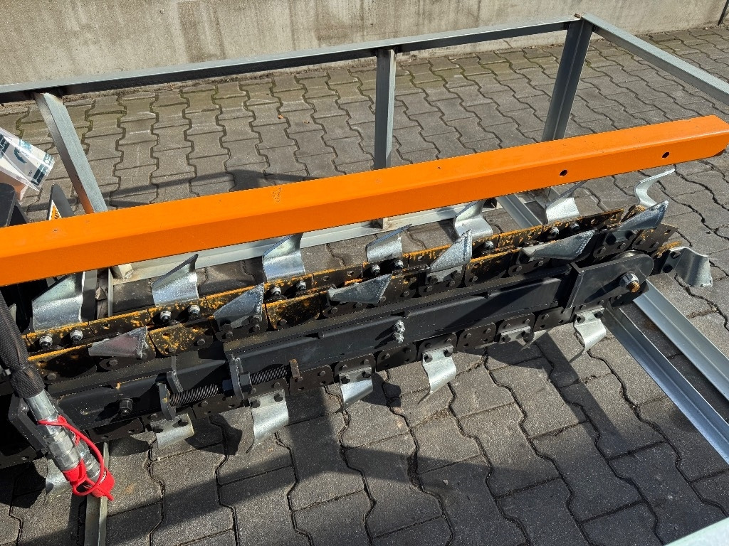 Wolverine TRC 12 -48 H - Colocadora de tubagem: foto 3 Wolverine TRC 12 -48 H - Colocadora de tubagem: foto 3