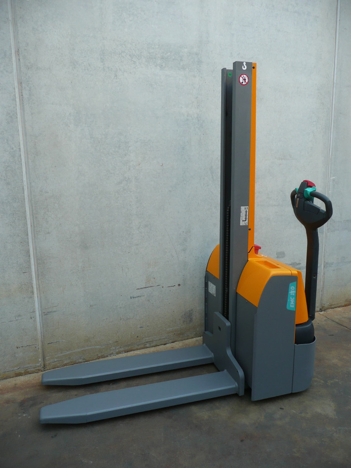 Jungheinrich EMC 110 154 E - Stacker: foto 2 Jungheinrich EMC 110 154 E - Stacker: foto 2