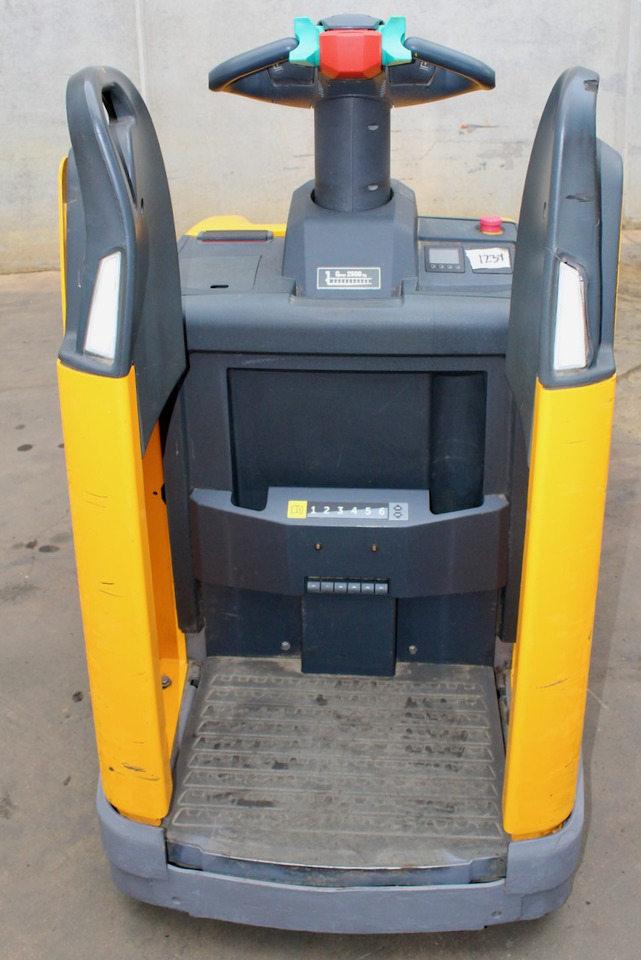 Jungheinrich ERE 125 LI-ION - Porta-palete: foto 5 Jungheinrich ERE 125 LI-ION - Porta-palete: foto 5