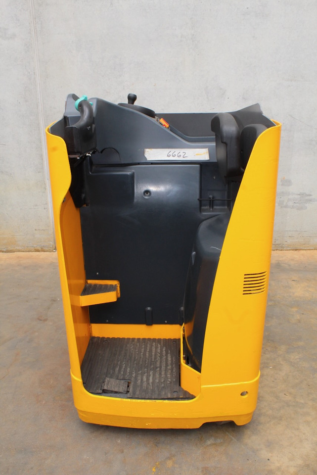 Jungheinrich ESE 120 - Porta-palete: foto 5 Jungheinrich ESE 120 - Porta-palete: foto 5