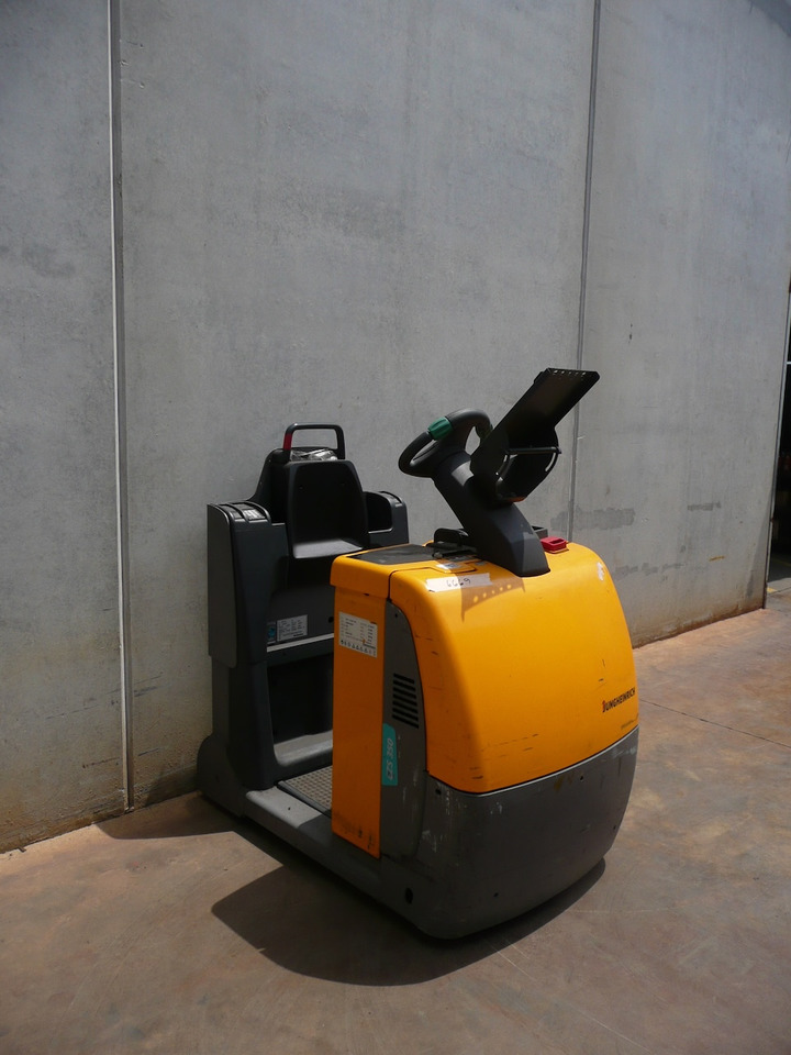 Jungheinrich EZS 350 - Trator elétrics: foto 2 Jungheinrich EZS 350 - Trator elétrics: foto 2