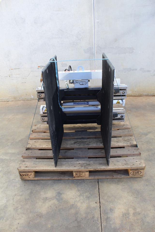 RONCARI UEB208100B0L060 - Grampo: foto 1 RONCARI UEB208100B0L060 - Grampo: foto 1