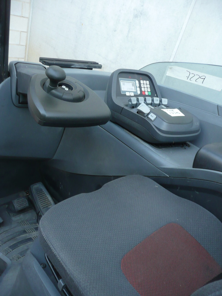 Empilhador retráctil Toyota RRE 160: foto 7