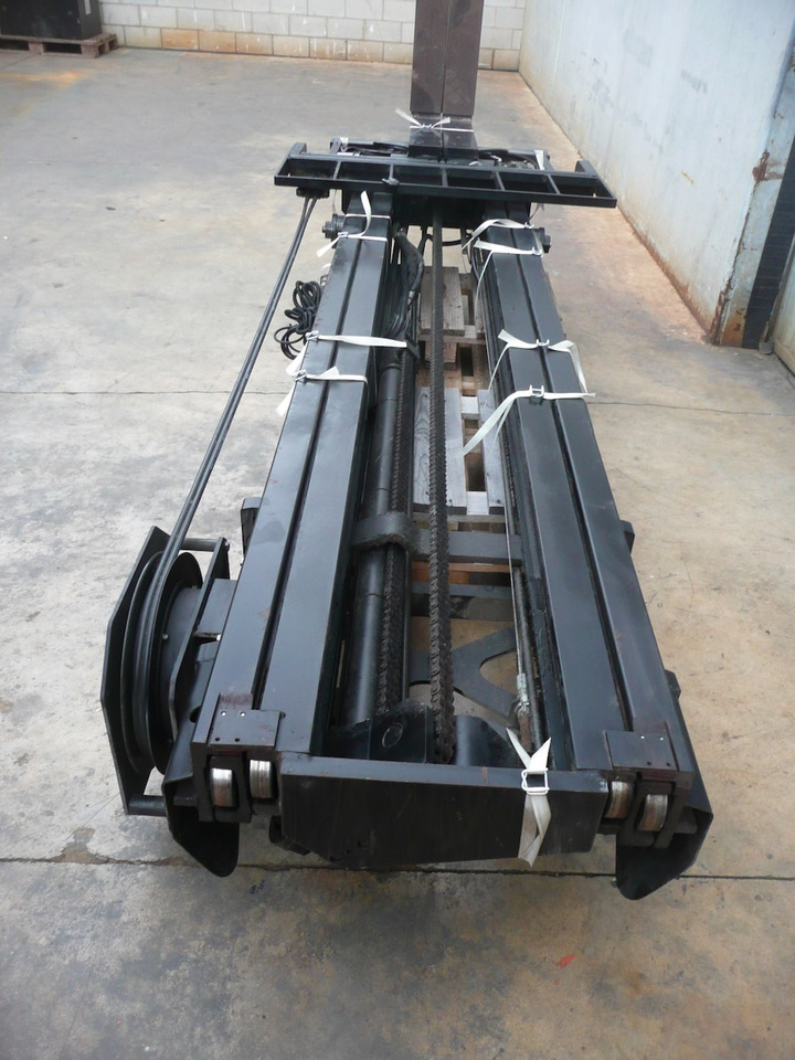 Empilhador retráctil Toyota RRE 160: foto 10