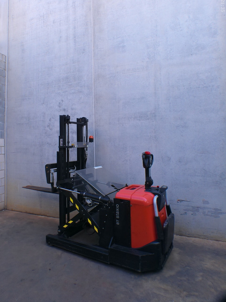 Toyota SPE 120 XR - Stacker: foto 1 Toyota SPE 120 XR - Stacker: foto 1