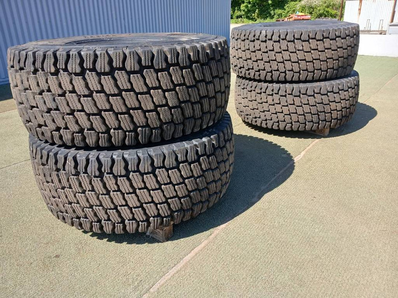 Hilo 23.5R25 Snowmaster, Däck - Jantes e pneus de Máquina de construção: foto 2 Hilo 23.5R25 Snowmaster, Däck - Jantes e pneus de Máquina de construção: foto 2