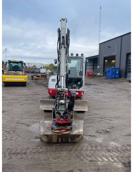 Takeuchi TB 240 - Mini escavadeira: foto 3 Takeuchi TB 240 - Mini escavadeira: foto 3