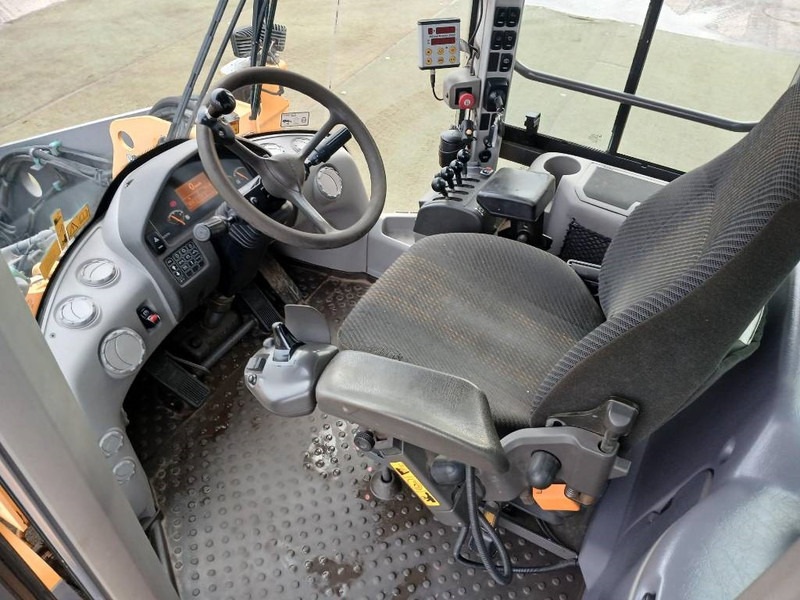 Carregadeira de rodas Volvo L70 F, Hjullastare: foto 6