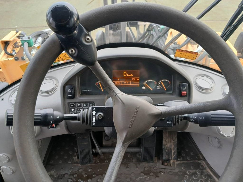 Carregadeira de rodas Volvo L70 F, Hjullastare: foto 12
