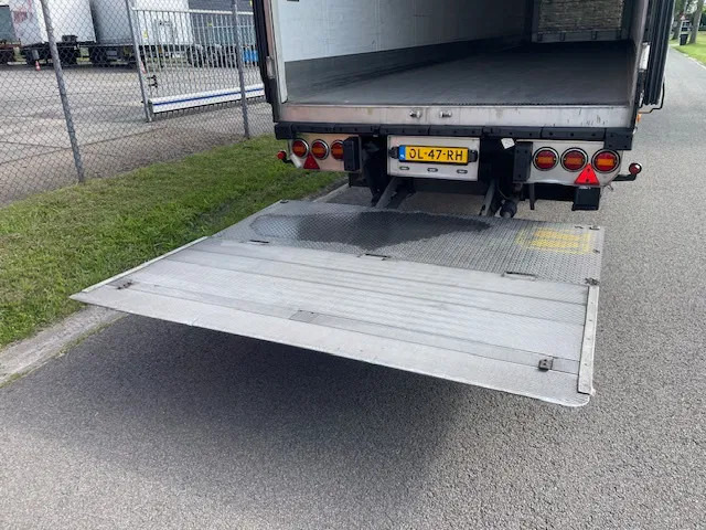 Semireboque isotérmico Schmitz Cargobull Frigo Thermoking SLX MOT 02-2026: foto 18