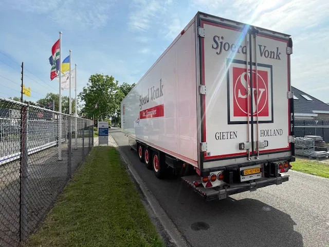 Semireboque isotérmico Schmitz Cargobull Frigo Thermoking SLX MOT 02-2026: foto 6