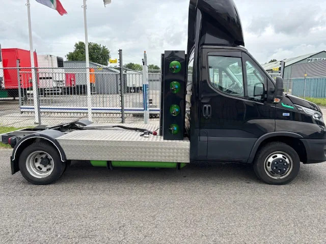Iveco 35C14G Daily BE trekker 3.0 CNG gas - Tractor: foto 4 Iveco 35C14G Daily BE trekker 3.0 CNG gas - Tractor: foto 4