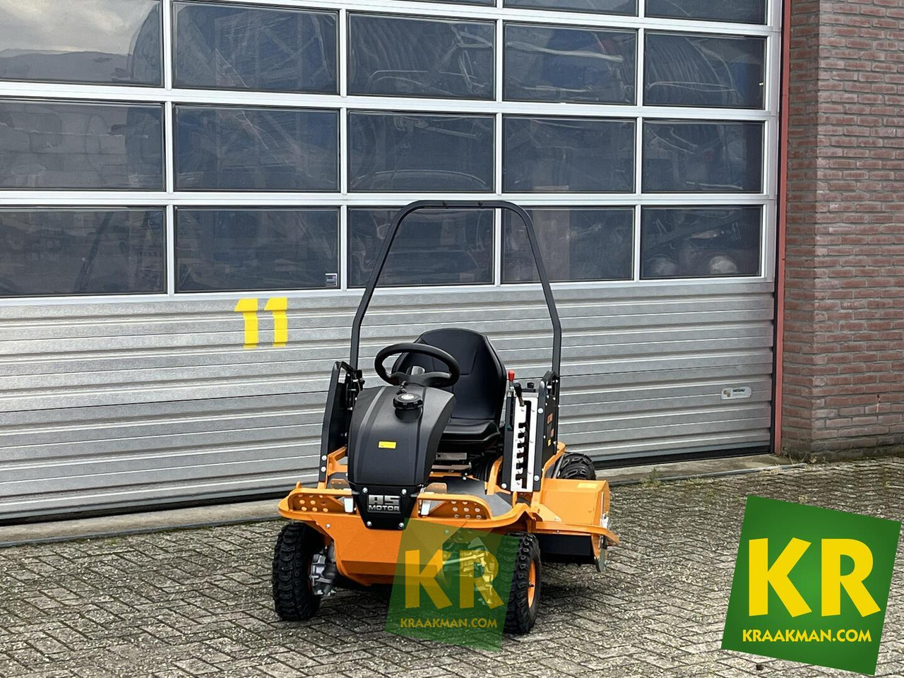 1040 YAK 4WD AS Motor - Gadanheira: foto 2 1040 YAK 4WD AS Motor - Gadanheira: foto 2