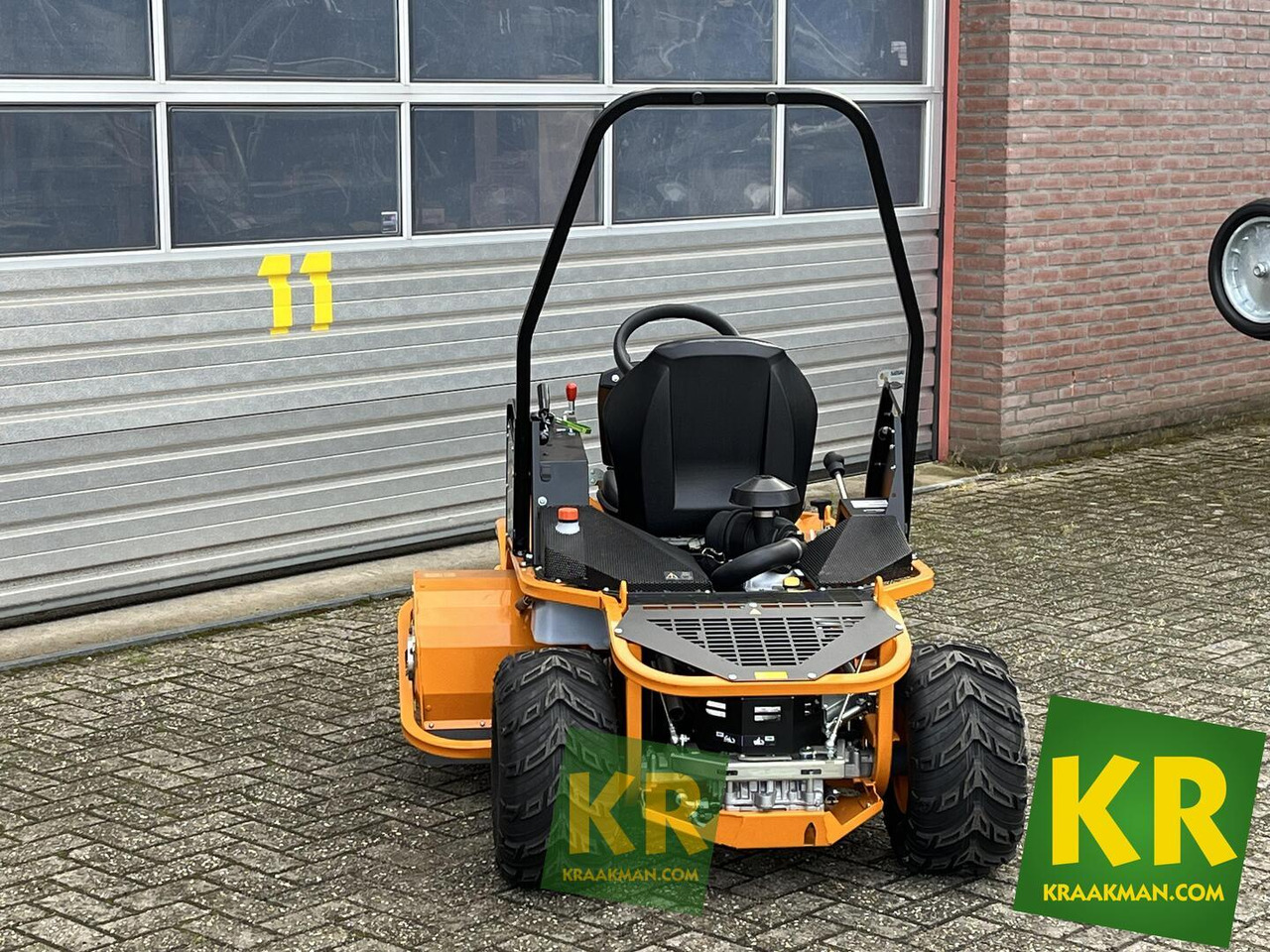 1040 YAK 4WD AS Motor - Gadanheira: foto 5 1040 YAK 4WD AS Motor - Gadanheira: foto 5