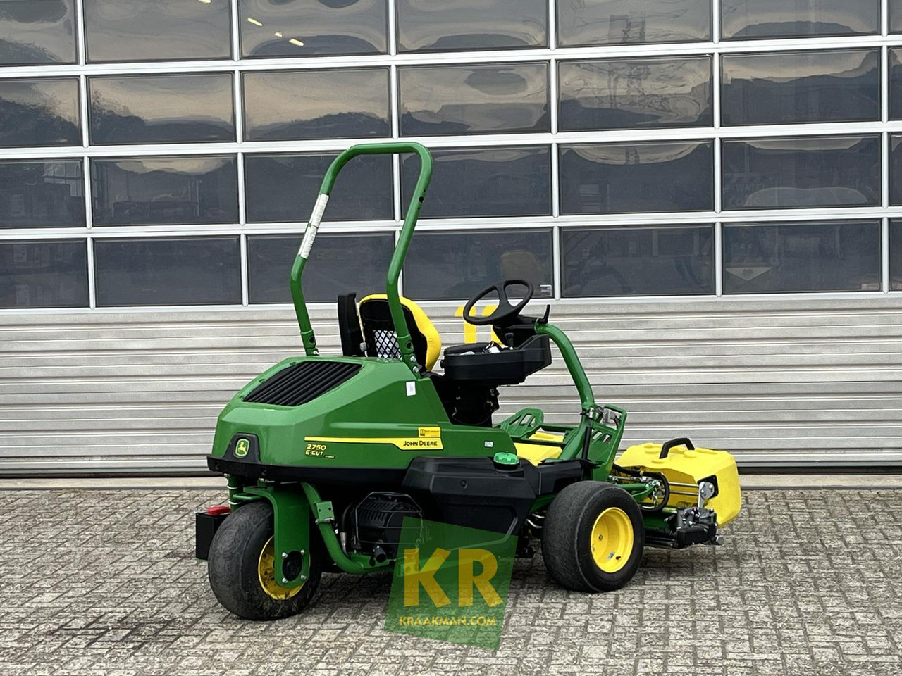 John Deere 2750 E-CUT HYBRID - Cortador de grama: foto 4 John Deere 2750 E-CUT HYBRID - Cortador de grama: foto 4