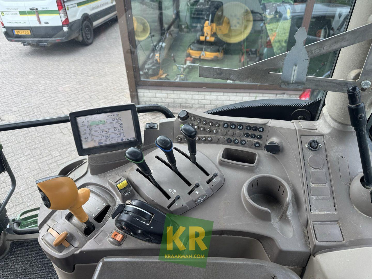 John Deere 6125R - Trator: foto 5 John Deere 6125R - Trator: foto 5