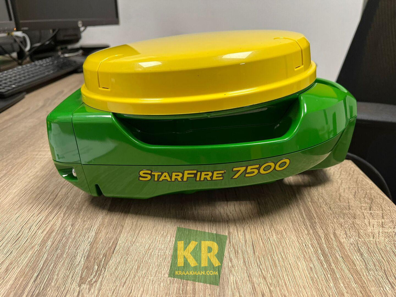 STARFIRE 7500 RECEIVER John Deere - Sistema de navegação: foto 2 STARFIRE 7500 RECEIVER John Deere - Sistema de navegação: foto 2