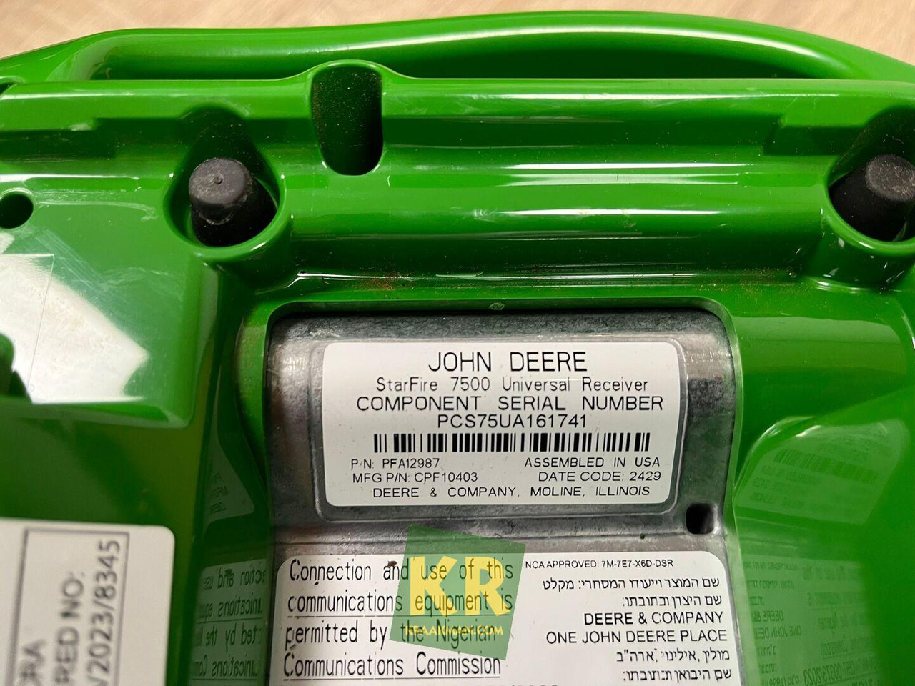 STARFIRE 7500 RECEIVER John Deere - Sistema de navegação: foto 1 STARFIRE 7500 RECEIVER John Deere - Sistema de navegação: foto 1