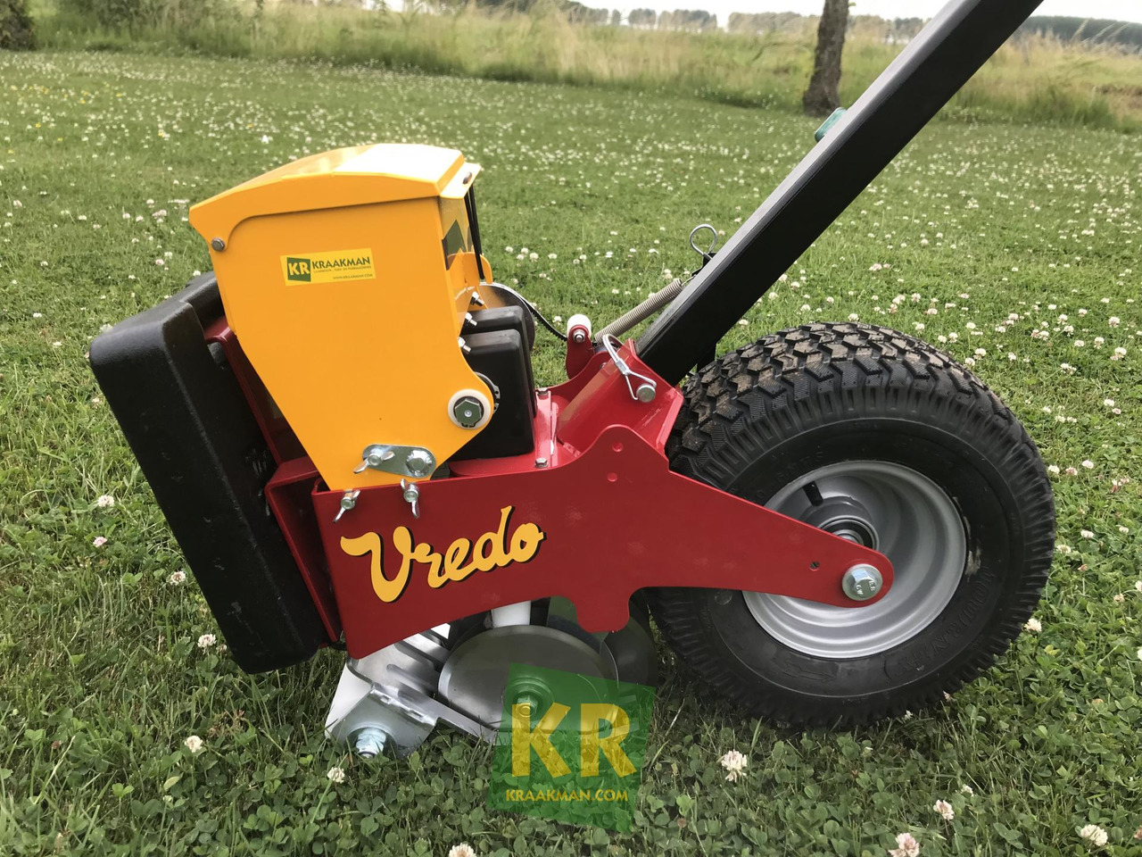 Turf Buddy Vredo - Maquina para lavrar a terra: foto 2 Turf Buddy Vredo - Maquina para lavrar a terra: foto 2