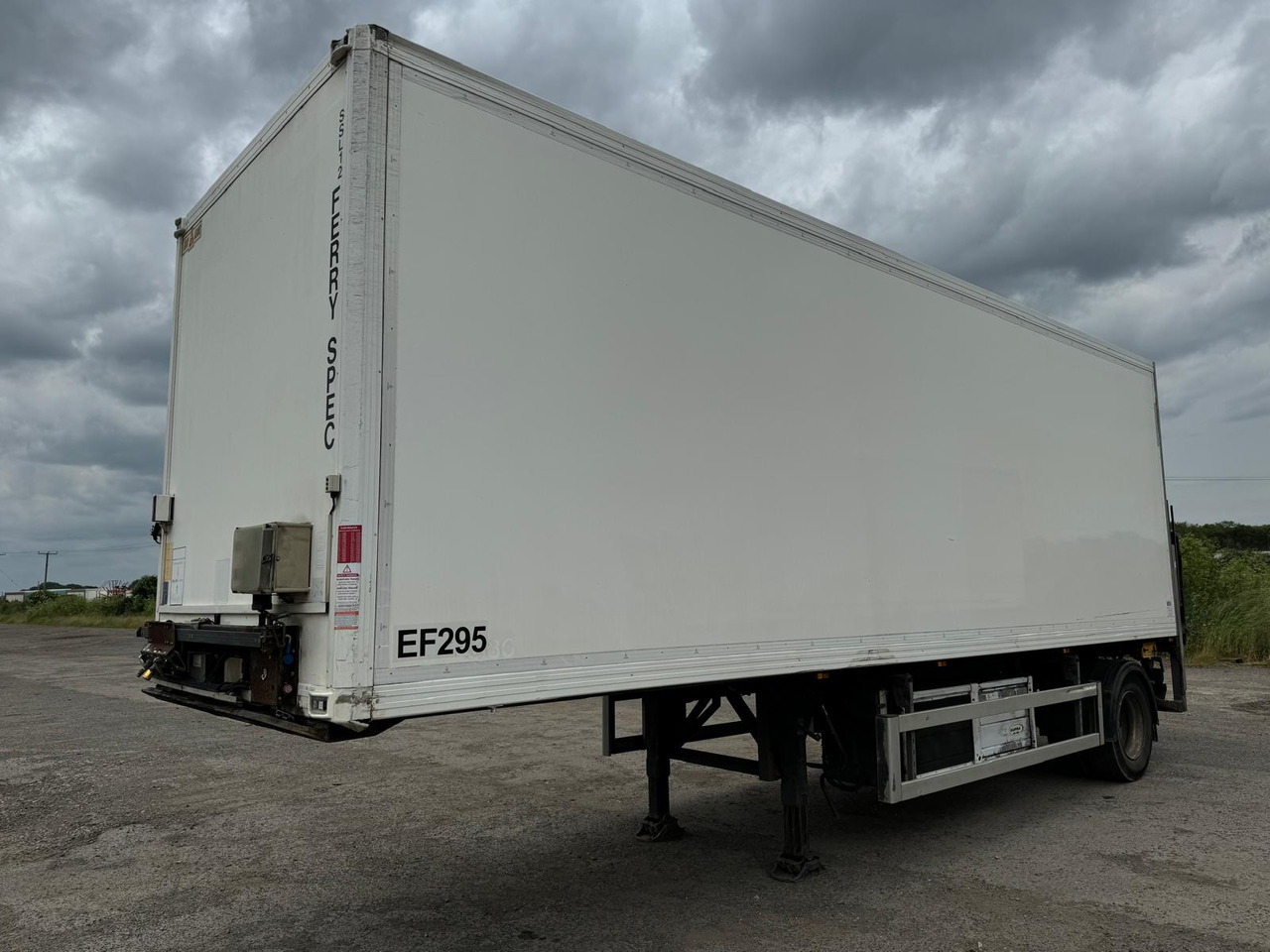 2012 Gray and Adams 8.4m Refrigerated Trailer - Semireboque frigorífico: foto 1 2012 Gray and Adams 8.4m Refrigerated Trailer - Semireboque frigorífico: foto 1