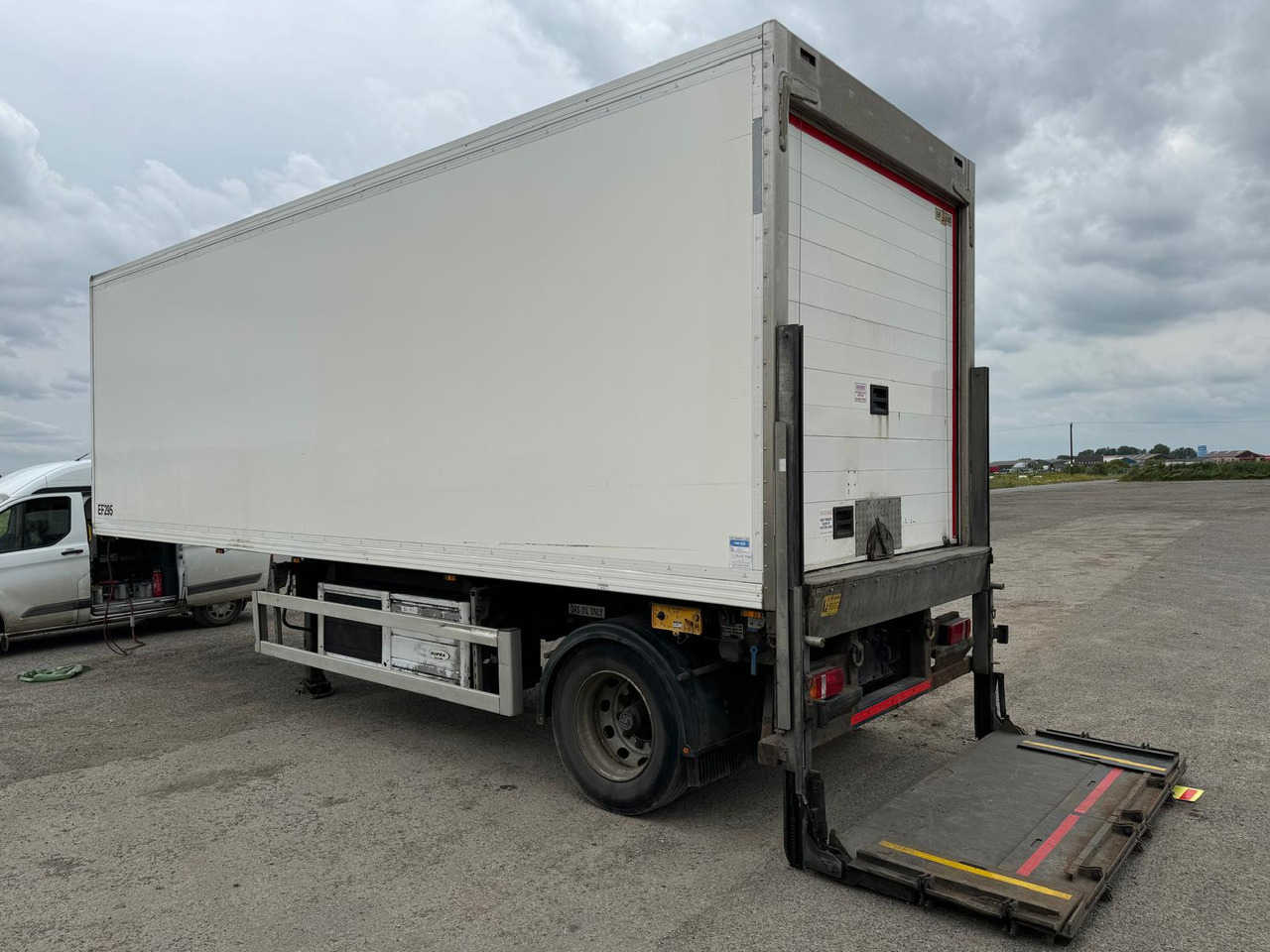 2012 Gray and Adams 8.4m Refrigerated Trailer - Semireboque frigorífico: foto 4 2012 Gray and Adams 8.4m Refrigerated Trailer - Semireboque frigorífico: foto 4