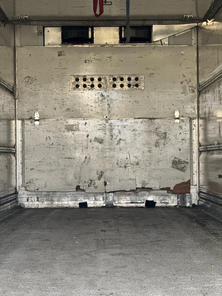 Gray and Adams 2005 Vector 1800 MT – MT-043 - Semireboque frigorífico: foto 3 Gray and Adams 2005 Vector 1800 MT – MT-043 - Semireboque frigorífico: foto 3