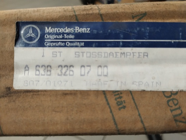 AMORTYZATOR TYLNI 6383260700 MERCEDES VITO V KLASSE 638 96-03 - Amortecedor de Veículo comercial: foto 2 AMORTYZATOR TYLNI 6383260700 MERCEDES VITO V KLASSE 638 96-03 - Amortecedor de Veículo comercial: foto 2