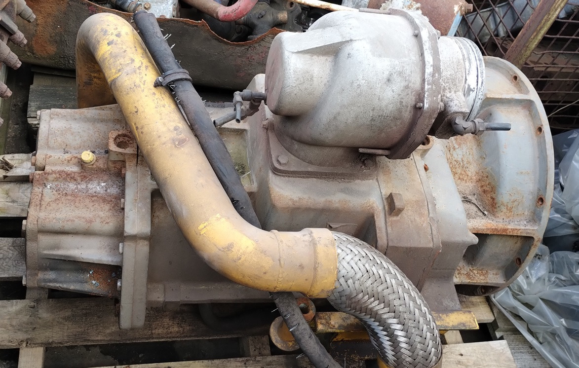 ATLAS COPCO Screw Compressor OIS 0-01 - Compressor de ar: foto 2 ATLAS COPCO Screw Compressor OIS 0-01 - Compressor de ar: foto 2