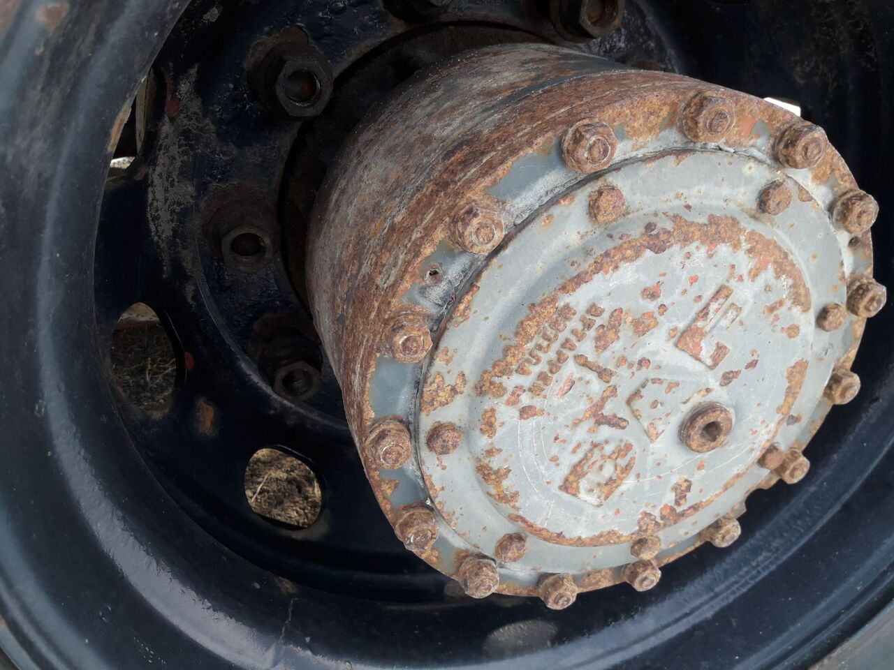 GINAF DAF GINAF 6x4 6x6 8x4 8x8 - Eixo e peças de Caminhão: foto 3 GINAF DAF GINAF 6x4 6x6 8x4 8x8 - Eixo e peças de Caminhão: foto 3