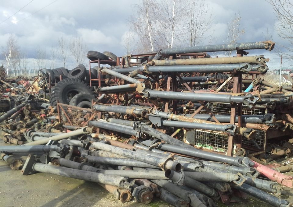 WAŁ NAPĘDOWY MAN L2000 TGL TGM LE2000 ME2000 - Veio de transmissão: foto 1 WAŁ NAPĘDOWY MAN L2000 TGL TGM LE2000 ME2000 - Veio de transmissão: foto 1