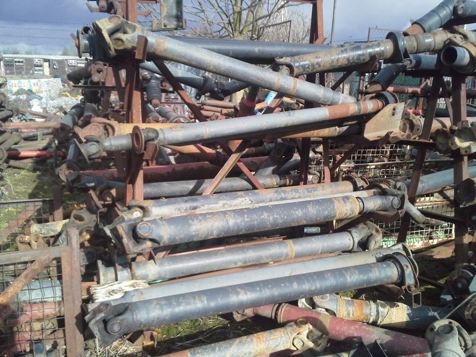 WAŁ NAPĘDOWY MERCEDES SK 1735 1820 1827 1831 1834 1844 1850 1853 2031 - Veio de transmissão: foto 2 WAŁ NAPĘDOWY MERCEDES SK 1735 1820 1827 1831 1834 1844 1850 1853 2031 - Veio de transmissão: foto 2