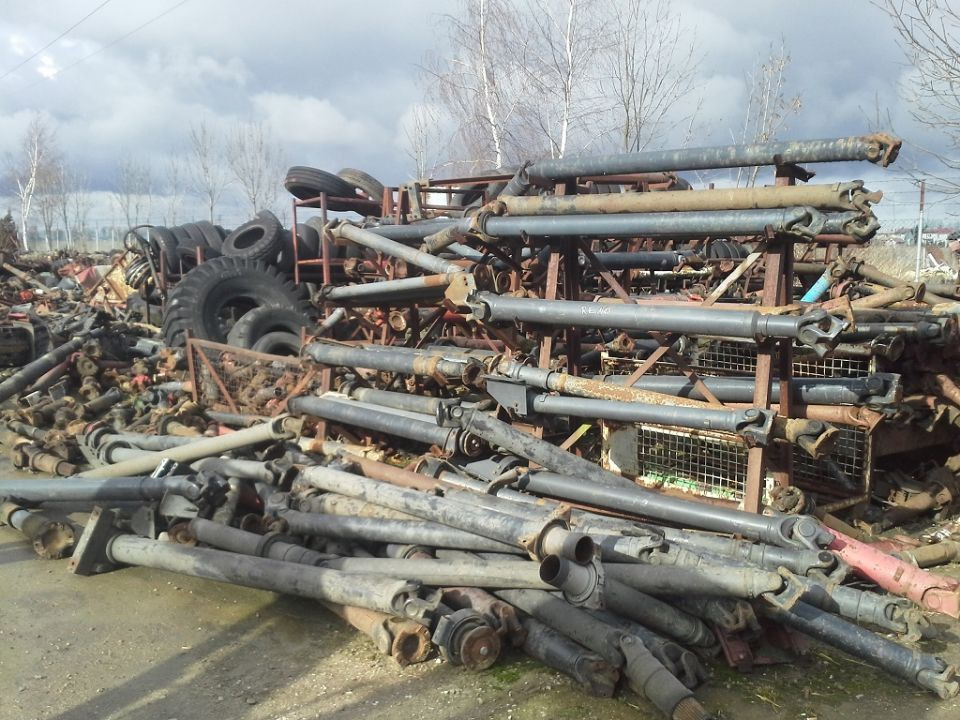 WAŁ NAPĘDOWY MERCEDES SK 1735 1820 1827 1831 1834 1844 1850 1853 2031 - Veio de transmissão: foto 1 WAŁ NAPĘDOWY MERCEDES SK 1735 1820 1827 1831 1834 1844 1850 1853 2031 - Veio de transmissão: foto 1