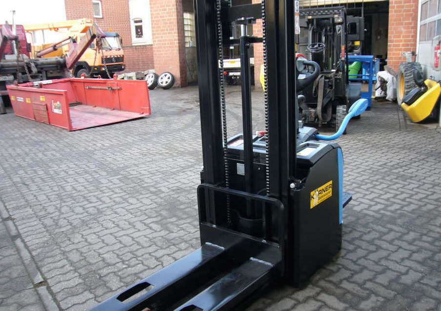 HC (Hangcha) CDD20-AZ3S - Stacker: foto 3 HC (Hangcha) CDD20-AZ3S - Stacker: foto 3