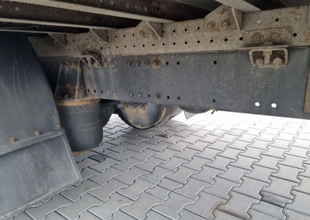 Caminhão furgão MAN TGL 12 220: foto 10