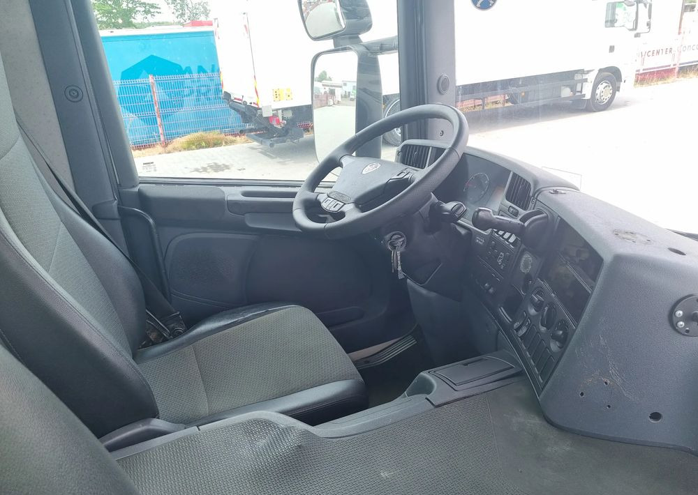 Scania P280 - Caminhão de lixo: foto 5 Scania P280 - Caminhão de lixo: foto 5