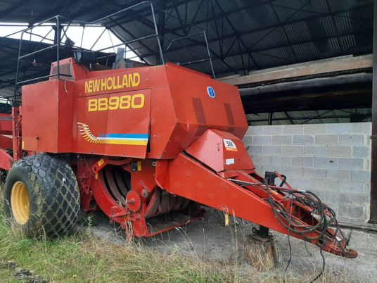 MASSEY FERGUSON, FENDT, HESSTON, NEW HOLLAND - Peça de reposição: foto 1 MASSEY FERGUSON, FENDT, HESSTON, NEW HOLLAND - Peça de reposição: foto 1