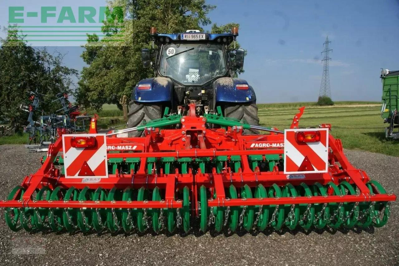Agro-Masz bt 40 - aktion lagermaschine - Maquina para lavrar a terra: foto 1 Agro-Masz bt 40 - aktion lagermaschine - Maquina para lavrar a terra: foto 1