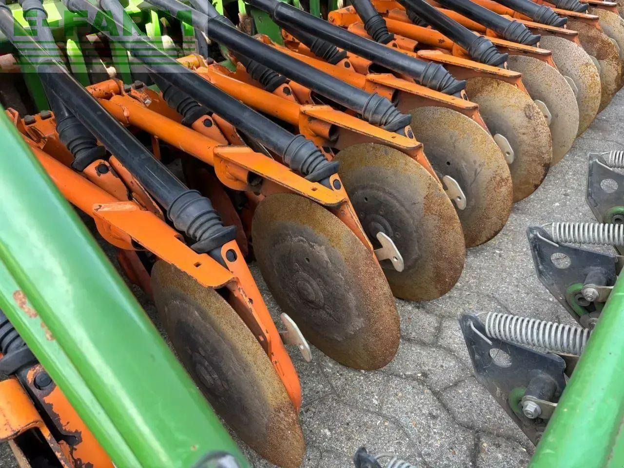 Amazone adp super 2000 - Maquina para lavrar a terra: foto 4 Amazone adp super 2000 - Maquina para lavrar a terra: foto 4