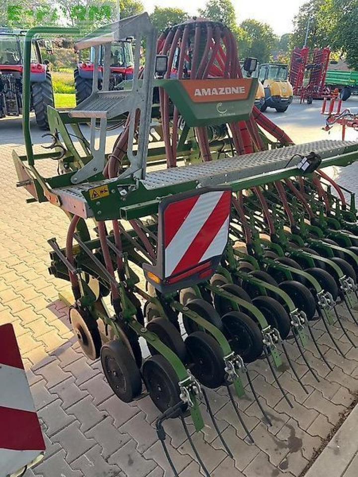 Amazone amazone avant 3002 säschine/ fronttank ftender 1600/ precea 3000-1 maisleger - Semeadeira: foto 5 Amazone amazone avant 3002 säschine/ fronttank ftender 1600/ precea 3000-1 maisleger - Semeadeira: foto 5