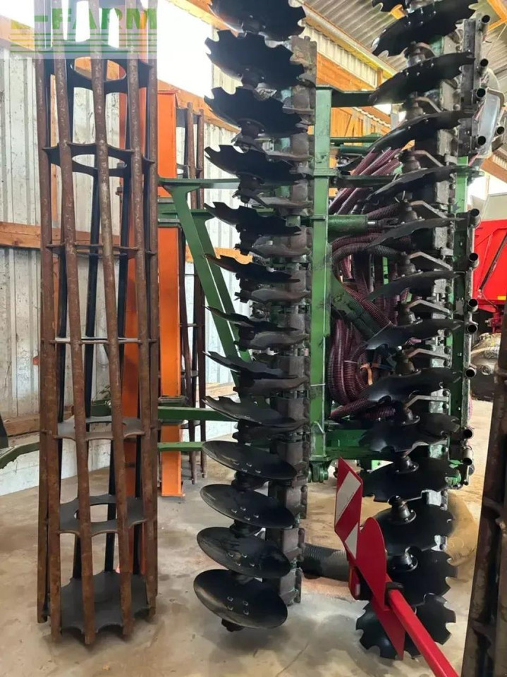 Amazone catros 7002 pro + - Grades de discos: foto 5 Amazone catros 7002 pro + - Grades de discos: foto 5