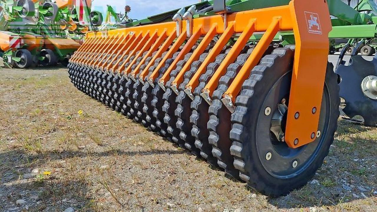 Amazone cenius 3003 kwm - Cultivador: foto 3 Amazone cenius 3003 kwm - Cultivador: foto 3