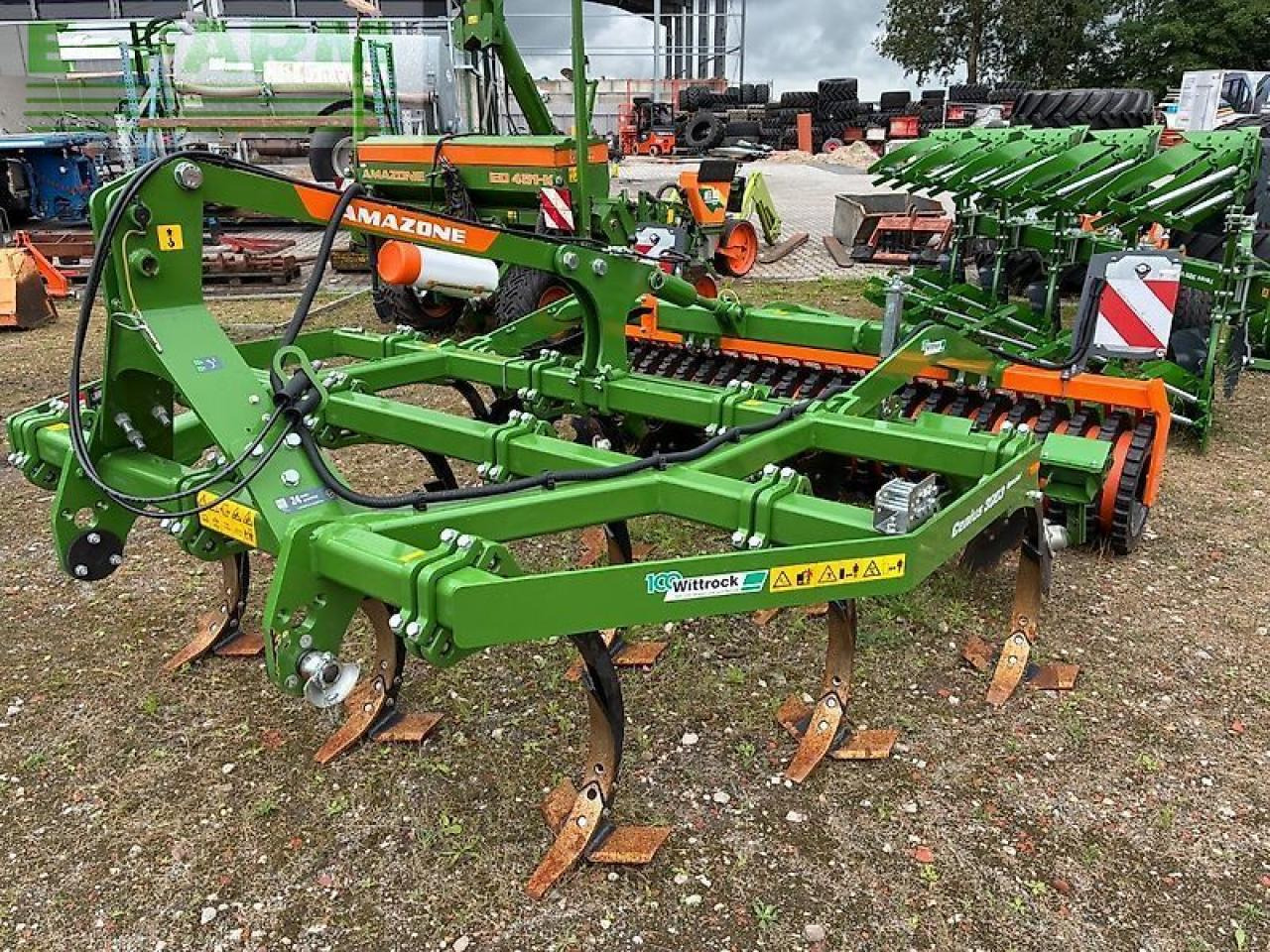 Amazone cenius 3003 kwm - Cultivador: foto 1 Amazone cenius 3003 kwm - Cultivador: foto 1