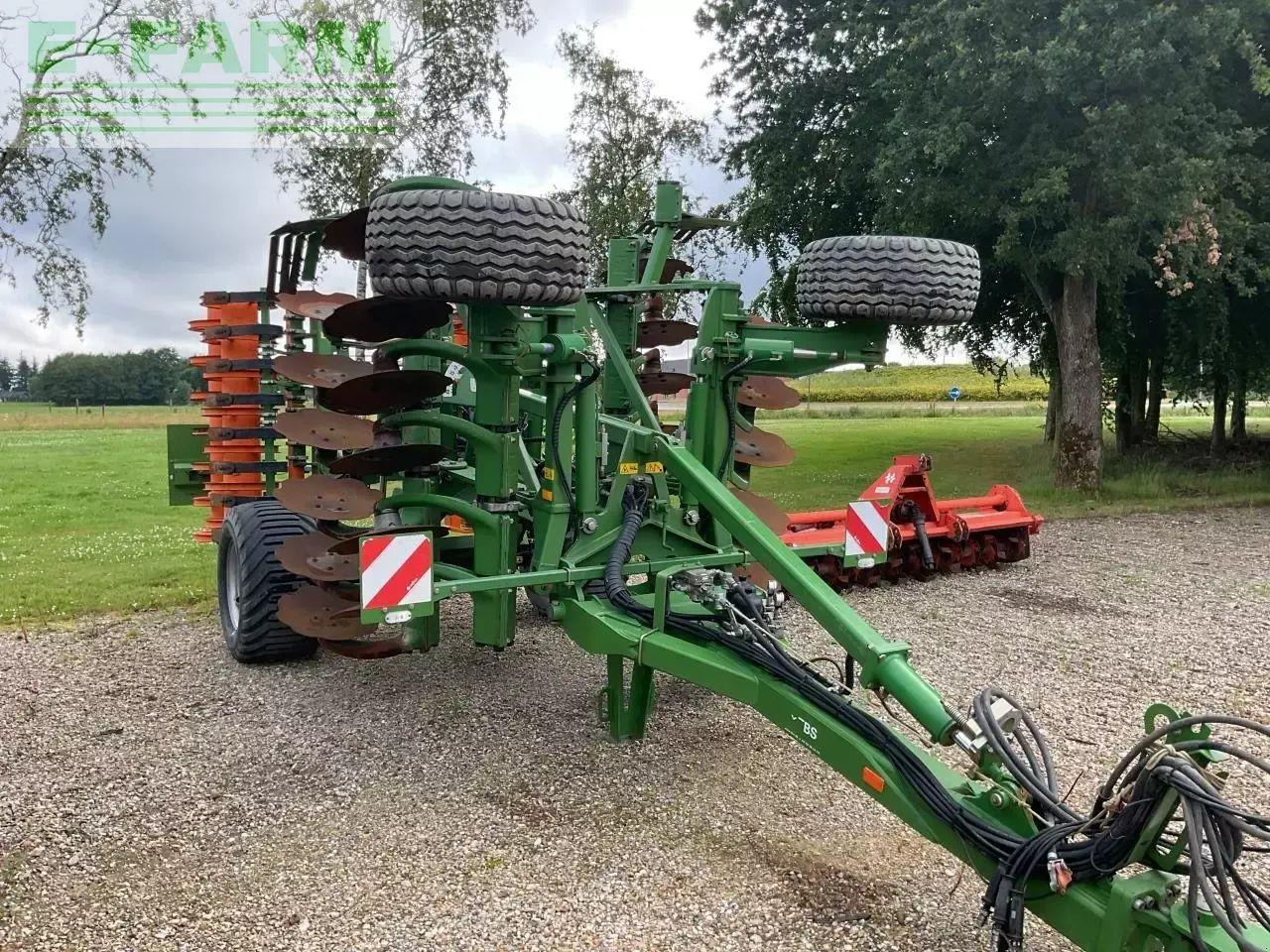 Amazone certos 4001-2 - Maquina para lavrar a terra: foto 1 Amazone certos 4001-2 - Maquina para lavrar a terra: foto 1