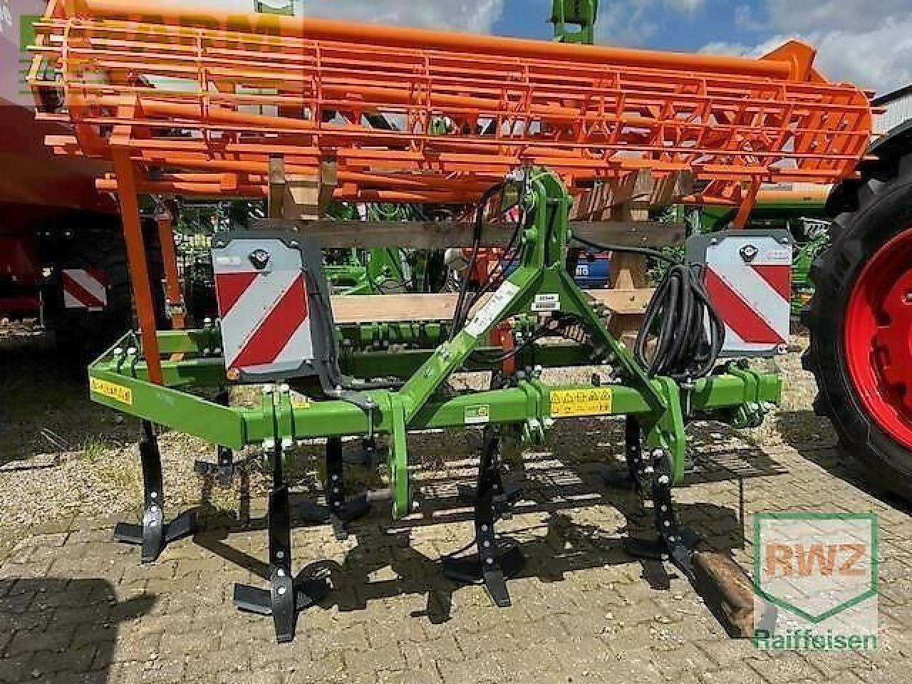 Amazone grubber cenius 3003 - Cultivador: foto 1 Amazone grubber cenius 3003 - Cultivador: foto 1