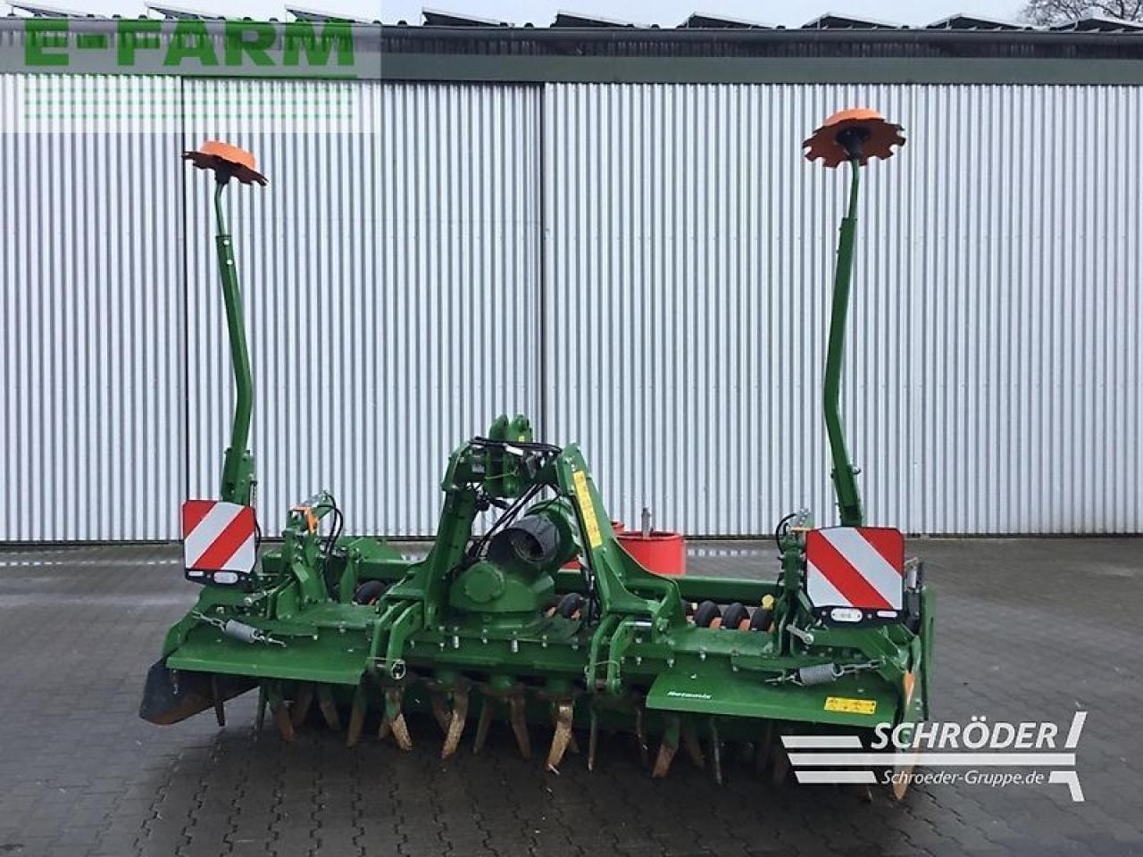 Amazone ke 3002-240 - Maquina para lavrar a terra: foto 1 Amazone ke 3002-240 - Maquina para lavrar a terra: foto 1