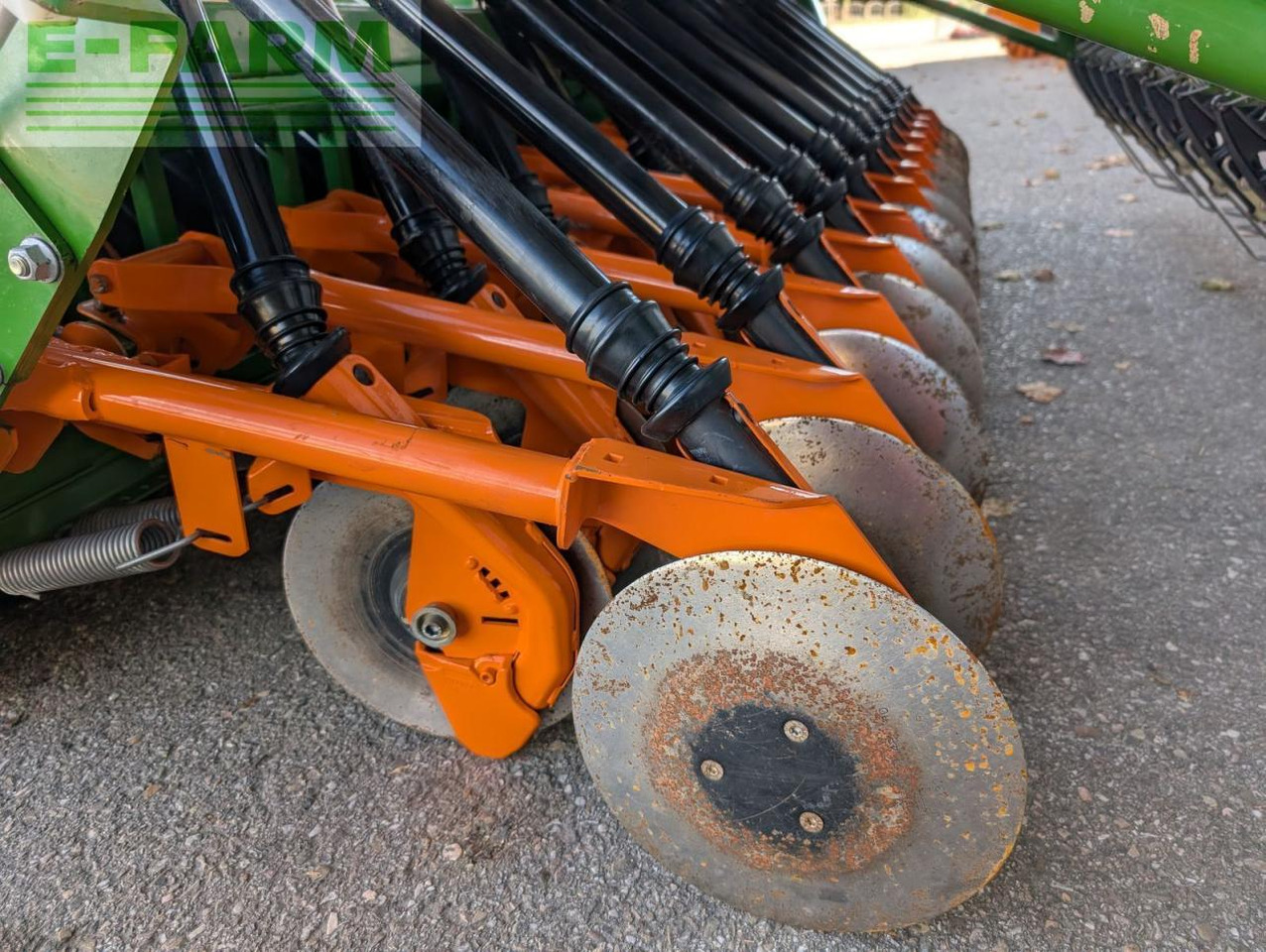 Amazone kx 3000 + ad 303 special - Semeadora combinada: foto 1 Amazone kx 3000 + ad 303 special - Semeadora combinada: foto 1