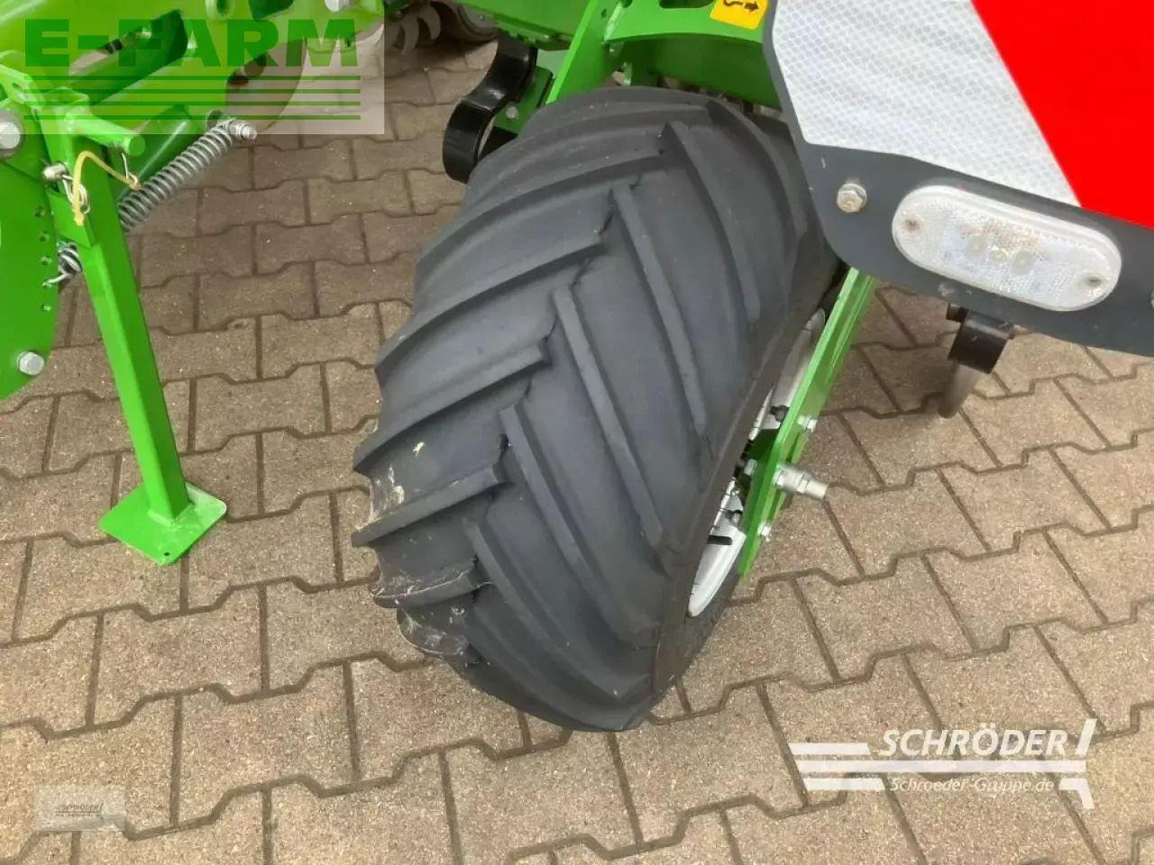 Amazone precea 3000-c super - Semeadora de precisão: foto 4 Amazone precea 3000-c super - Semeadora de precisão: foto 4